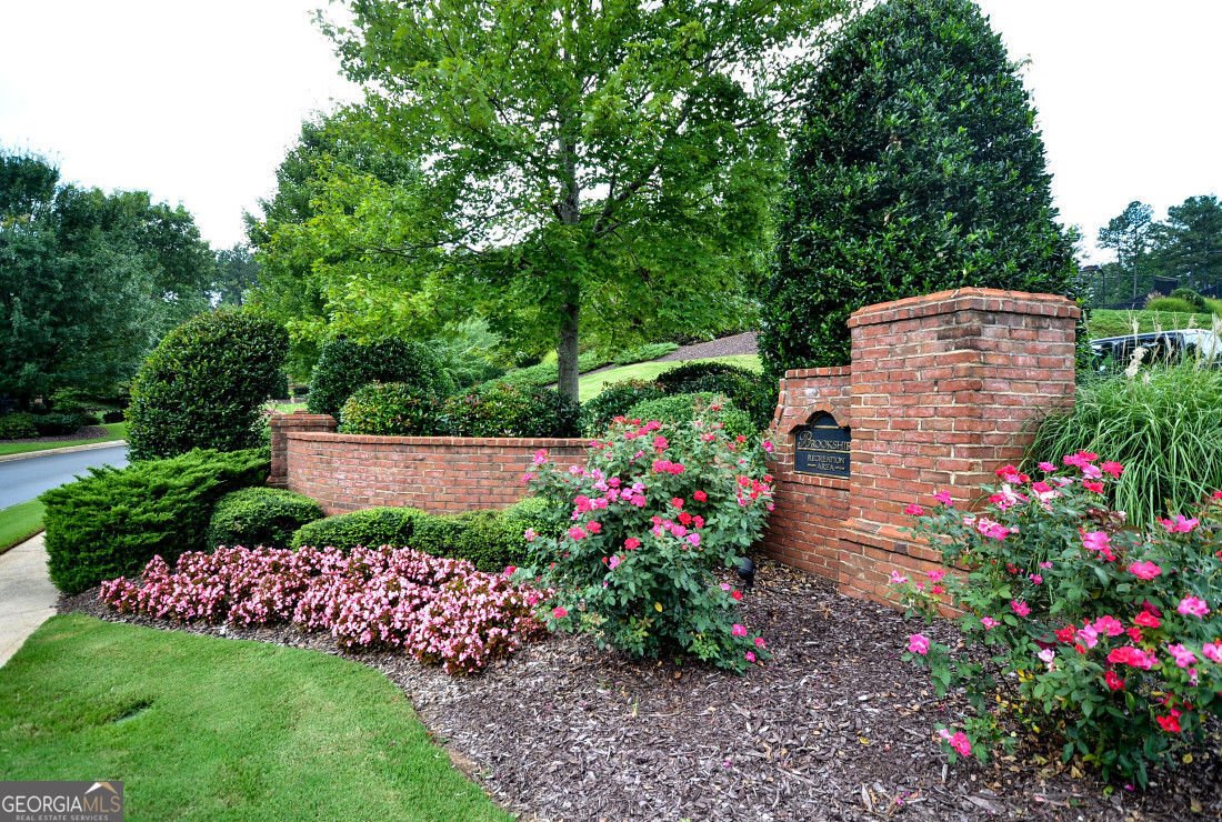 211 Ashland Drive Woodstock - 52