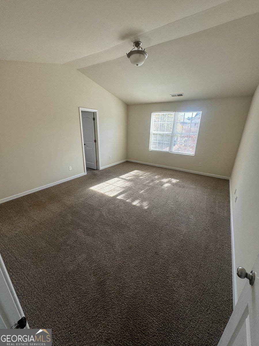 1579 Leonard Street Hampton - 4