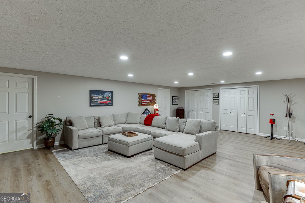 61 Hunters Way Hoschton - 32