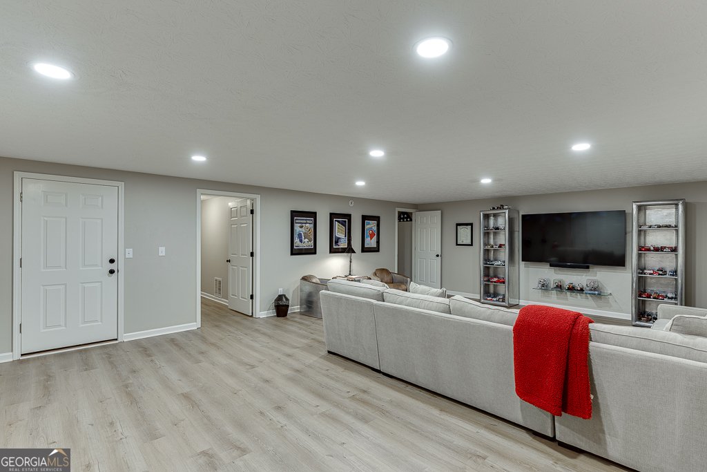 61 Hunters Way Hoschton - 34