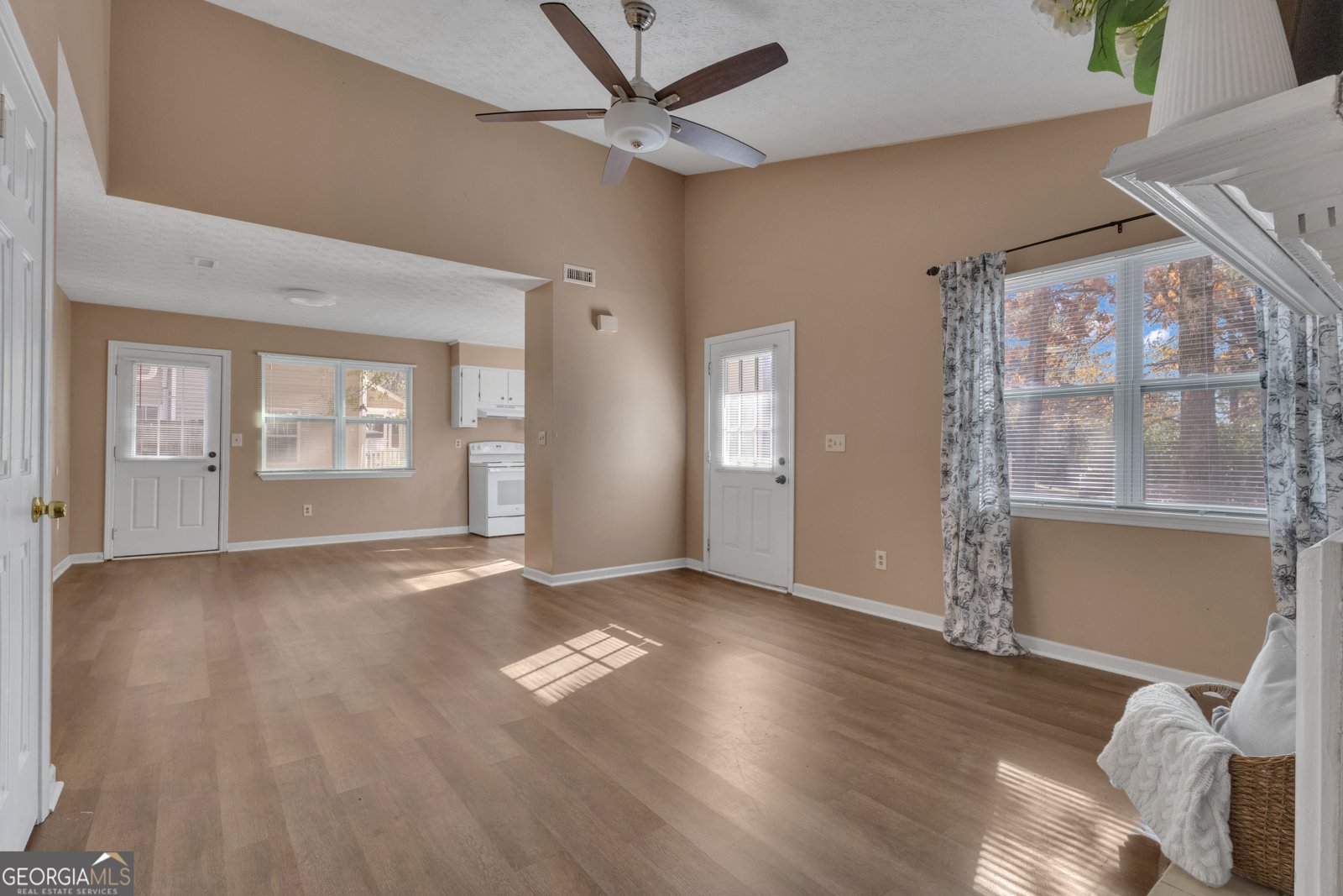 211 First Leaf Peachtree City - 12