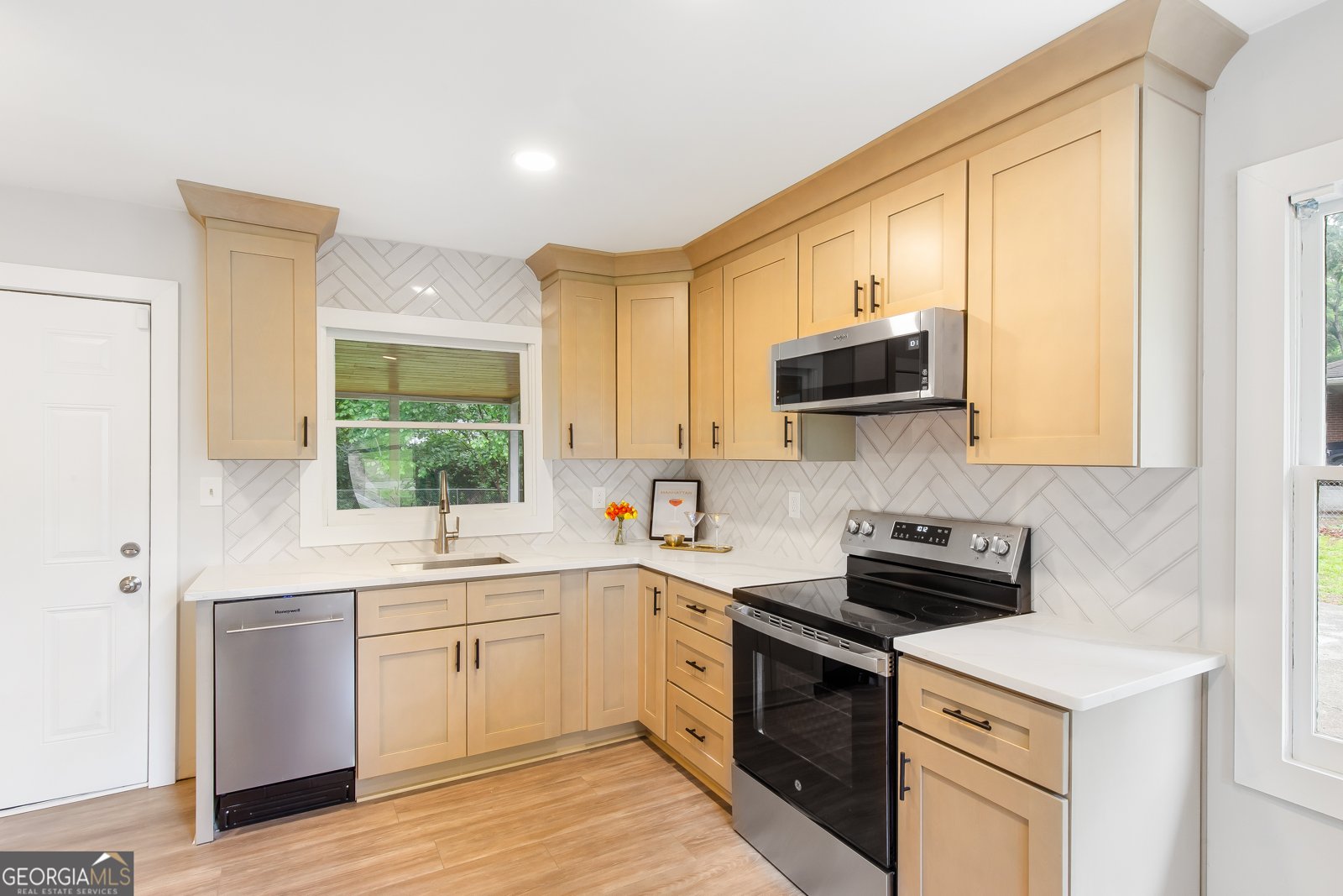 2260 Old Spring Road Smyrna - 3