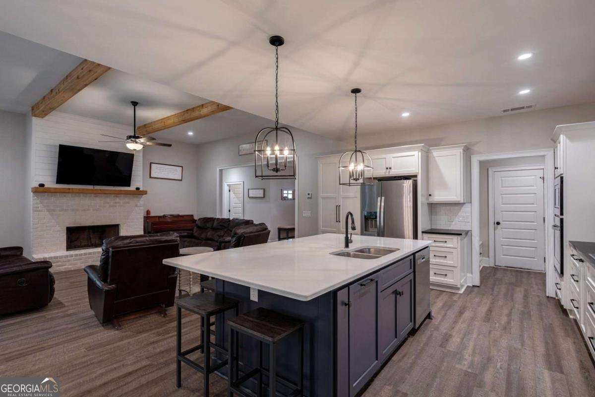 1120 Pearl Way Bogart - 22