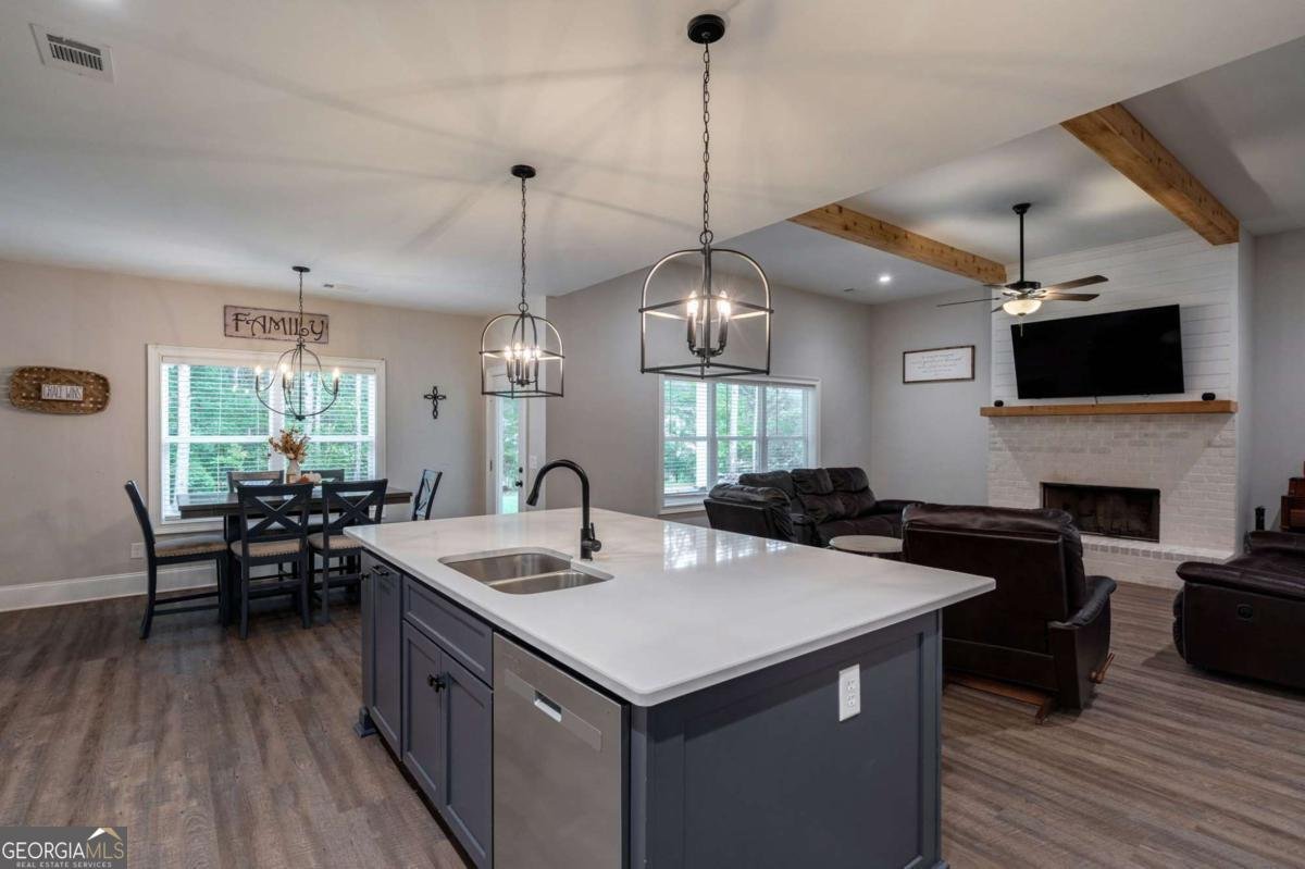 1120 Pearl Way Bogart - 24