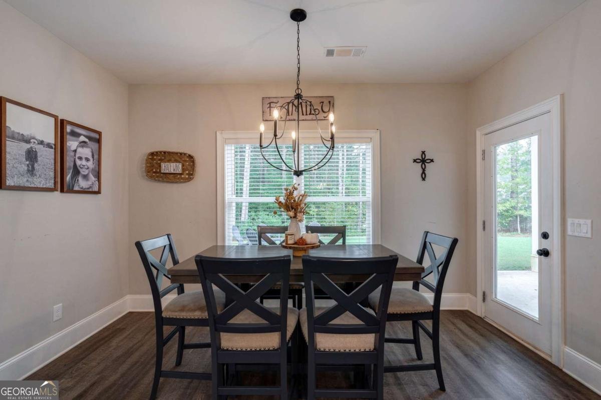 1120 Pearl Way Bogart - 30