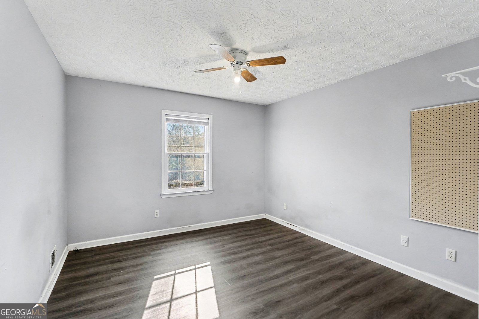 211 Powder Mill Drive Dallas - 24