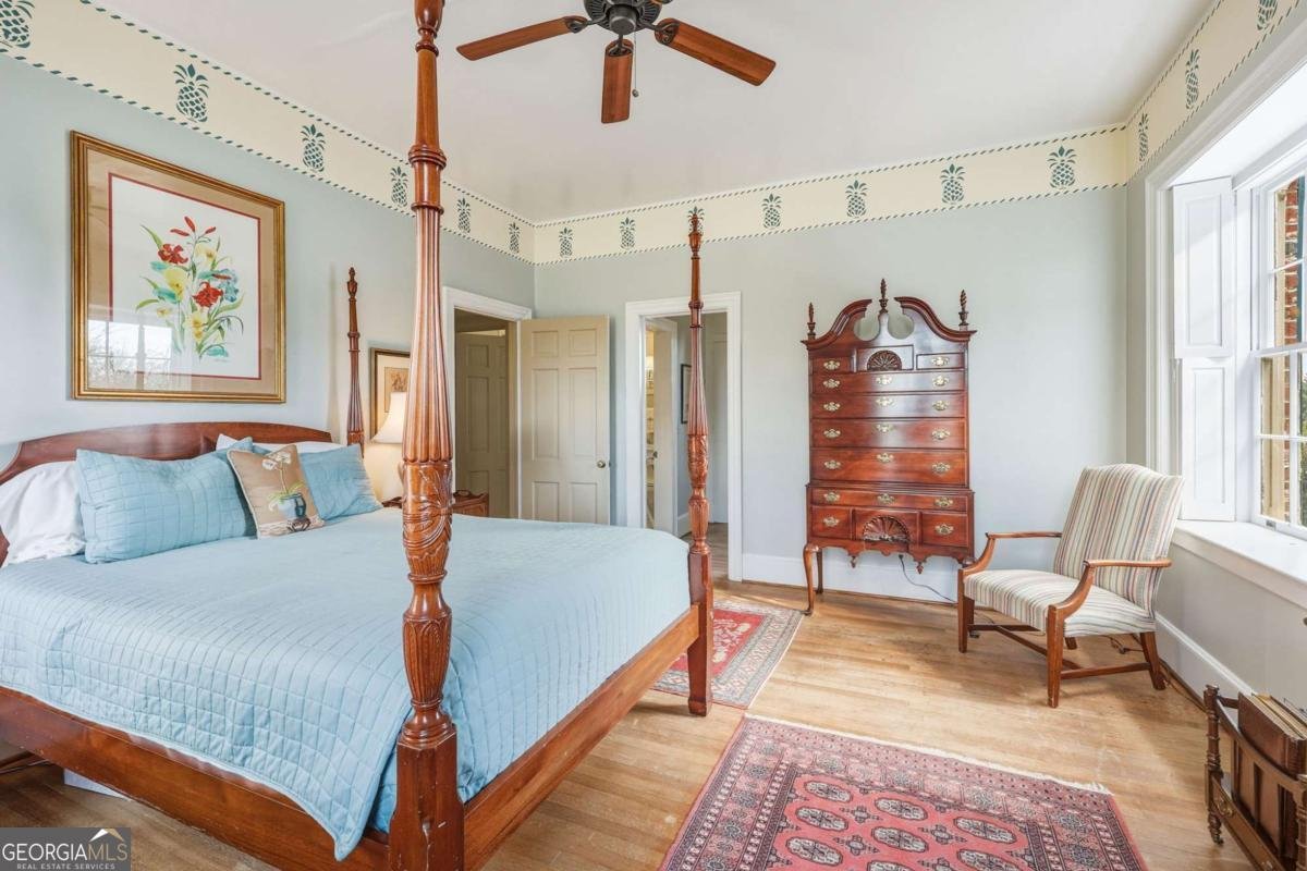 1606 Riverside Drive Gainesville - 24