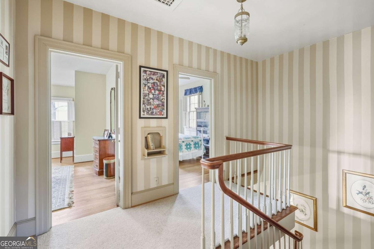 1606 Riverside Drive Gainesville - 28