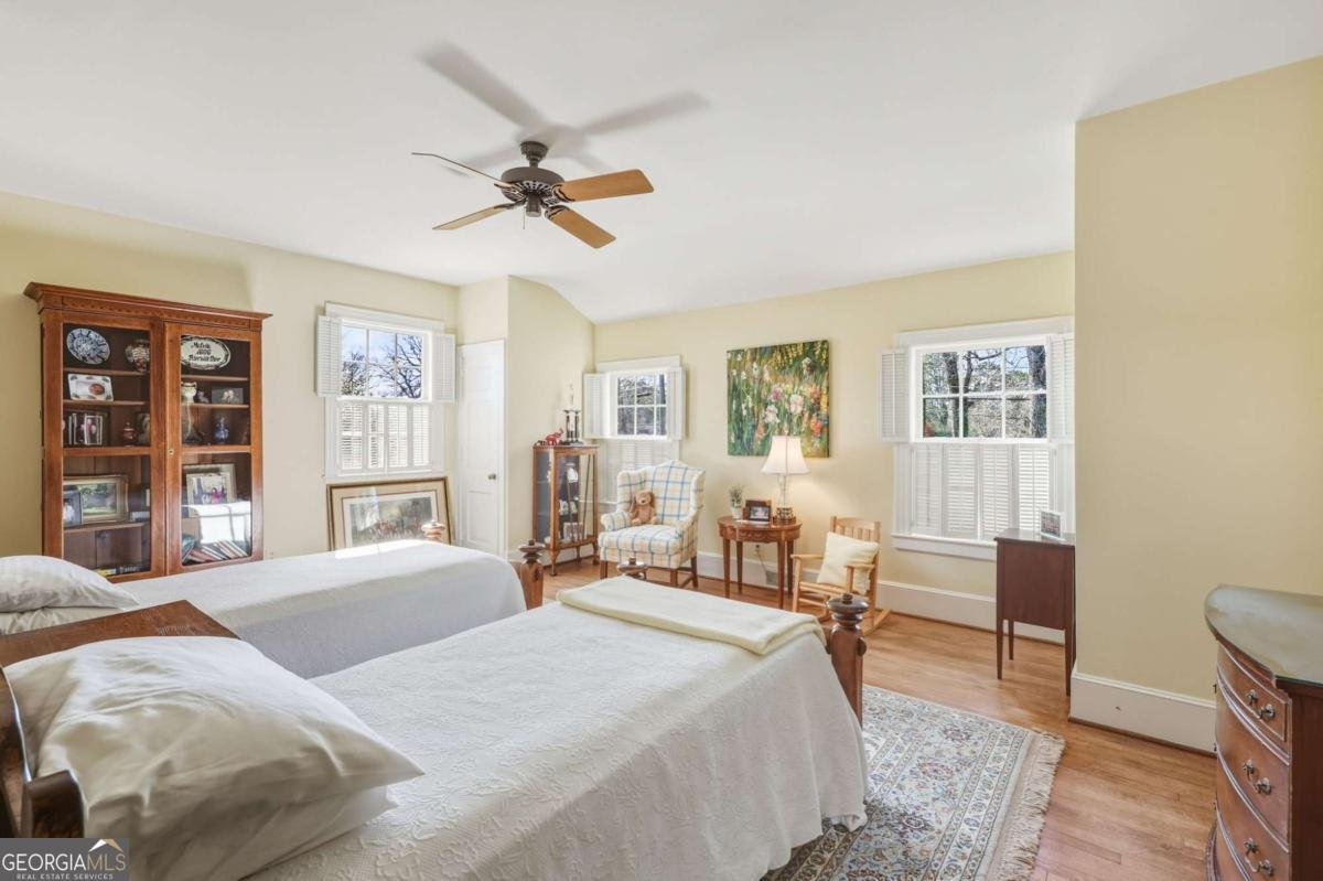 1606 Riverside Drive Gainesville - 34