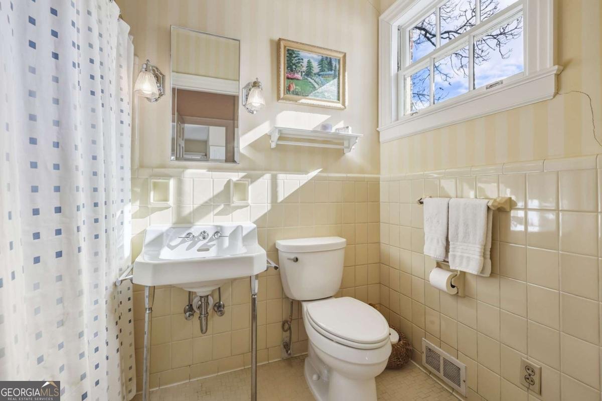 1606 Riverside Drive Gainesville - 36