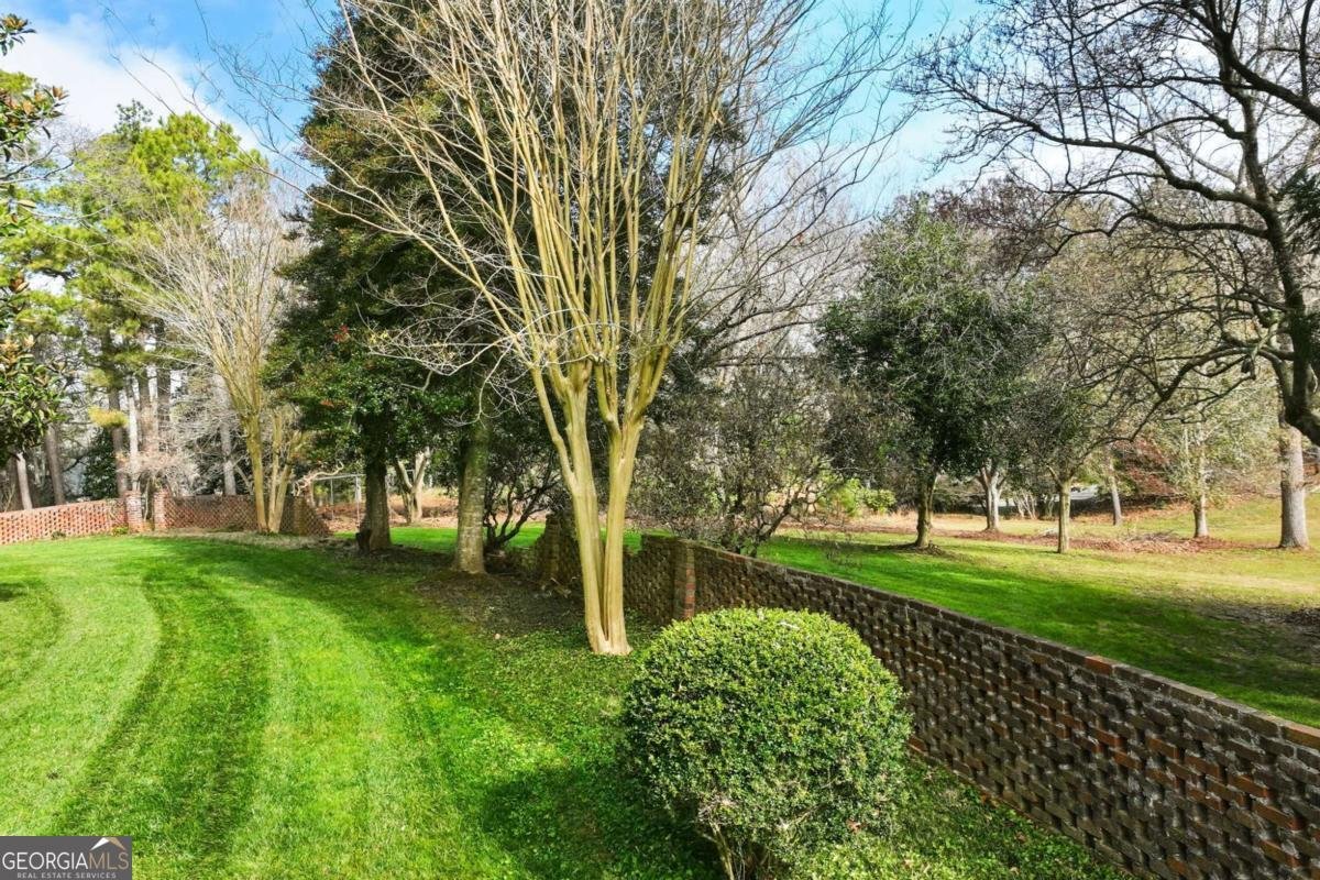 1606 Riverside Drive Gainesville - 46