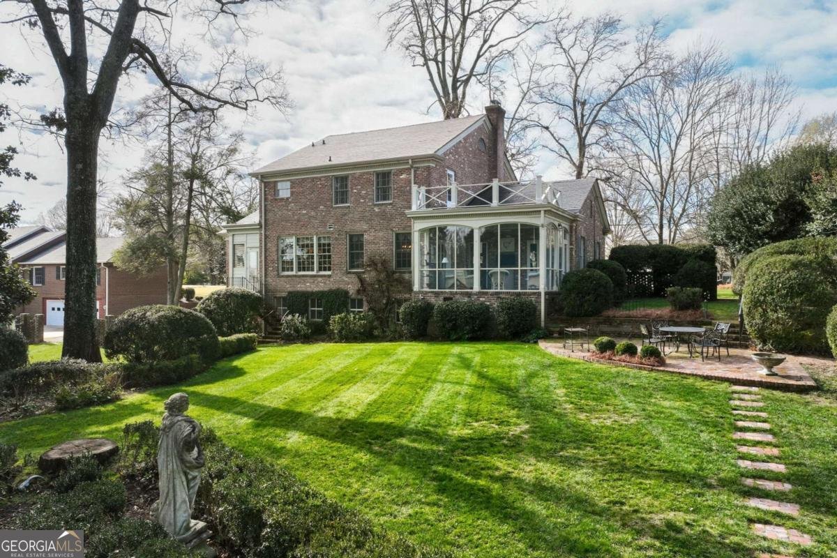 1606 Riverside Drive Gainesville - 48