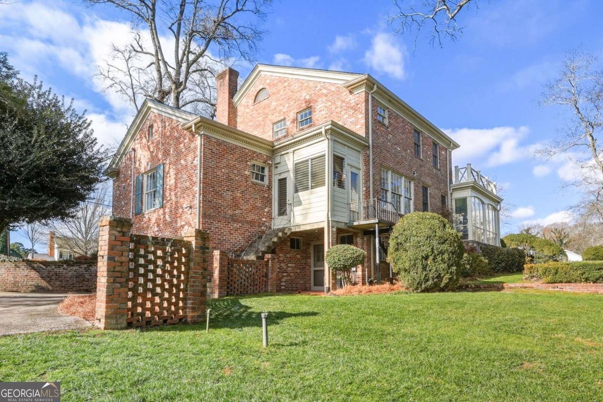 1606 Riverside Drive Gainesville - 51