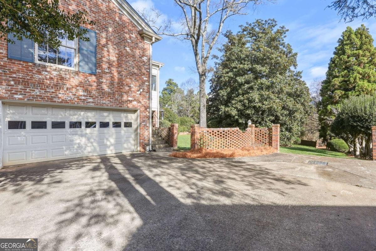 1606 Riverside Drive Gainesville - 52