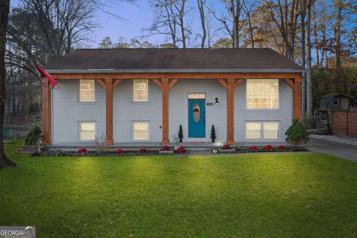 2948 Bay Berry Dr SW Marietta - main photo