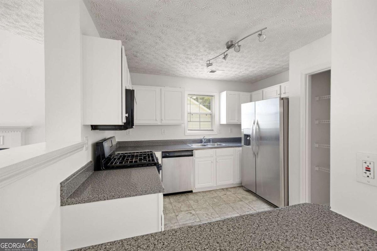 1093 Athena Court Acworth - 10