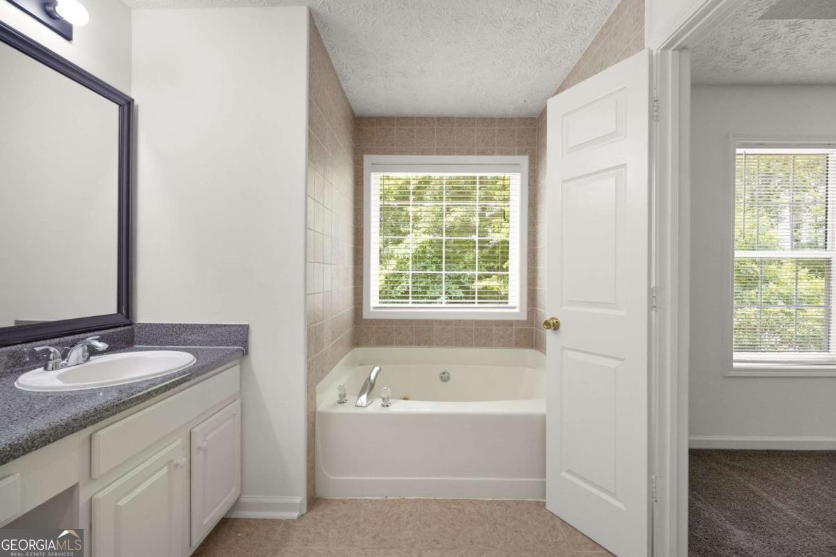 1093 Athena Court Acworth - 15