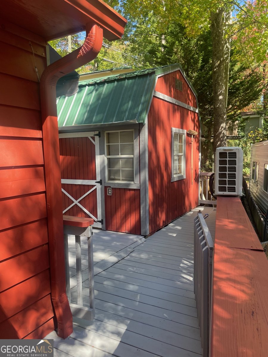 19 Yogi Bear Boulevard Cleveland - 44