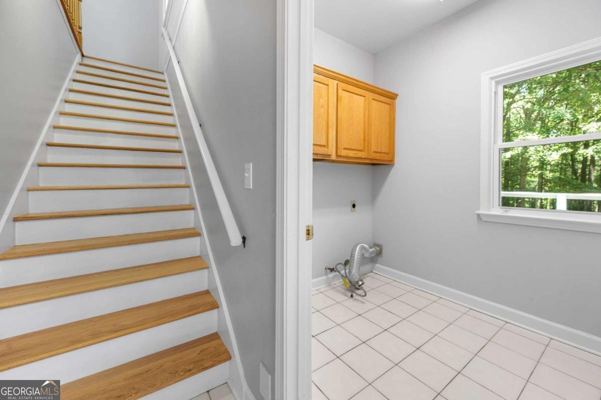 3334 Trails End Road Roswell - 27