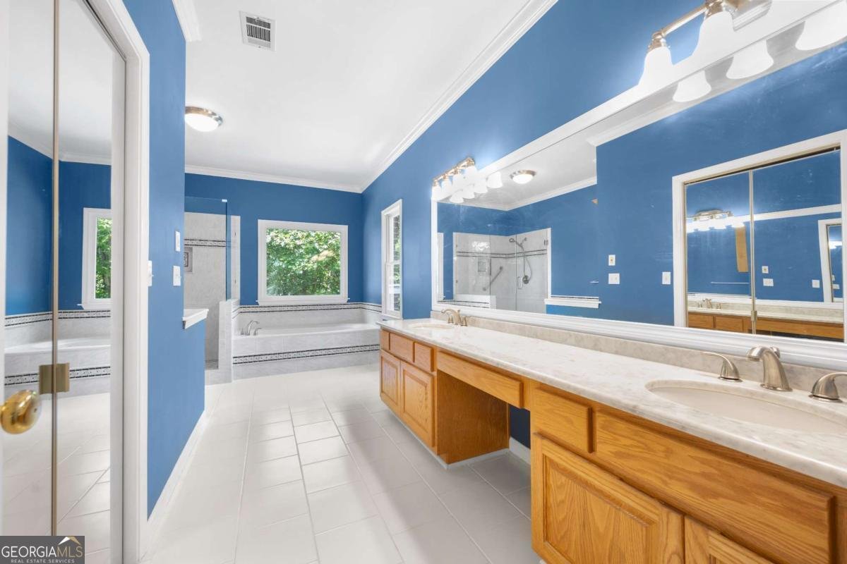 3334 Trails End Road Roswell - 33