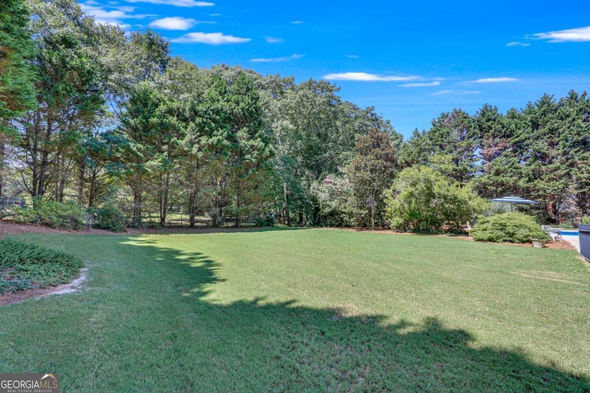 1885 Silver Oak Drive Bethlehem - 32