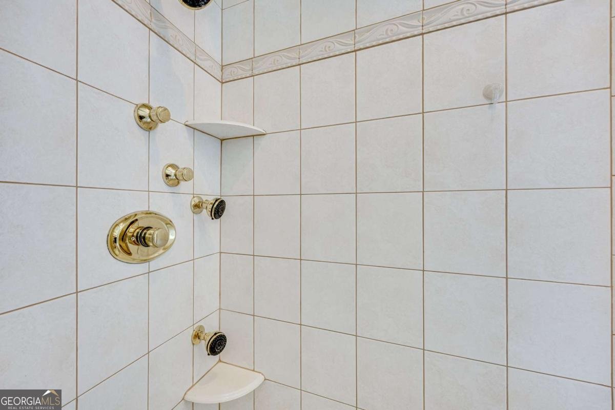 1885 Silver Oak Drive Bethlehem - 61