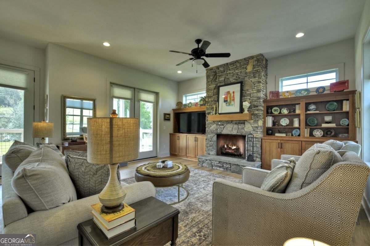 47 Downy Road Blue Ridge - 50