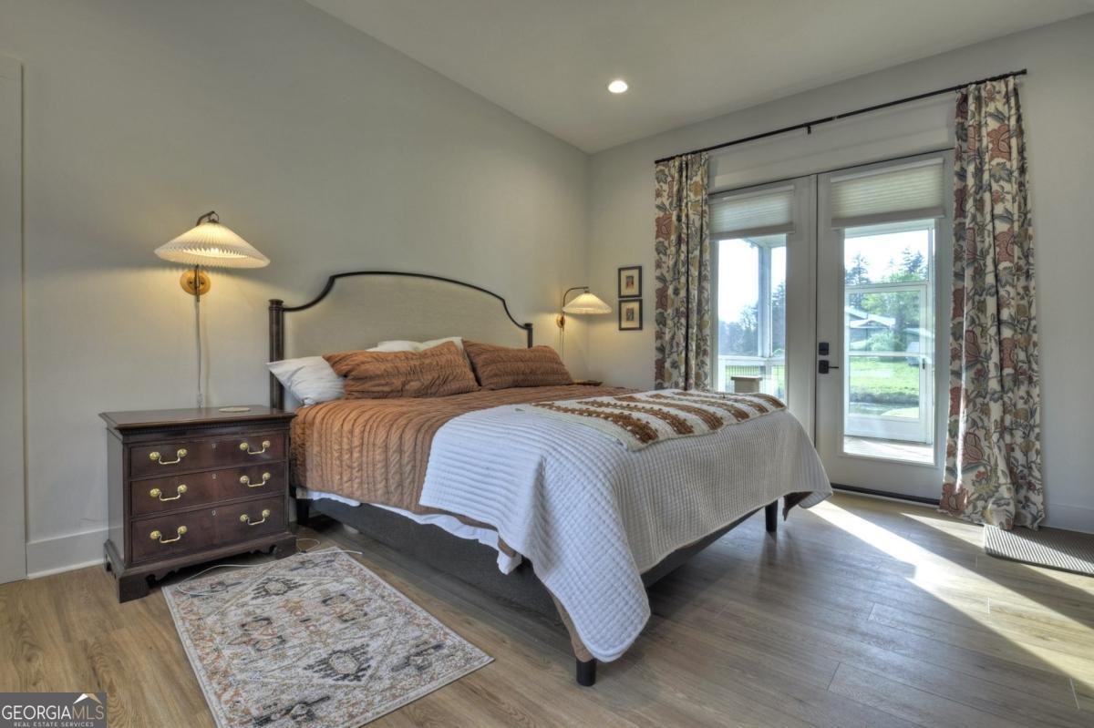 47 Downy Road Blue Ridge - 55