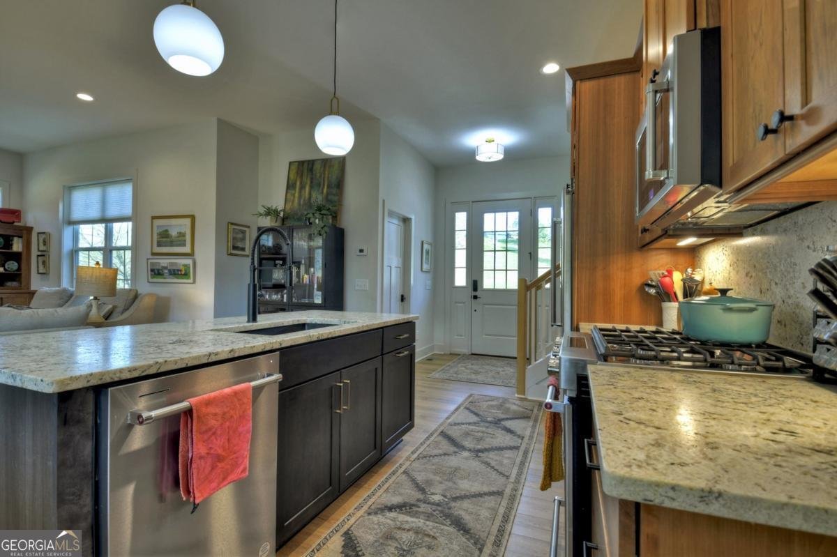 47 Downy Road Blue Ridge - 74