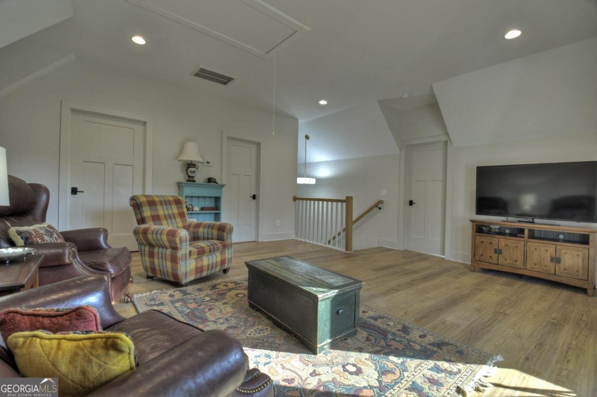 47 Downy Road Blue Ridge - 94