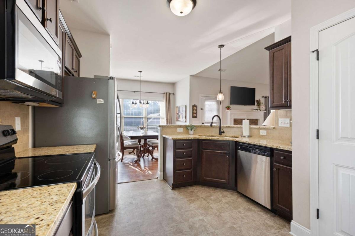 12 Carmen Lane Dallas - 11