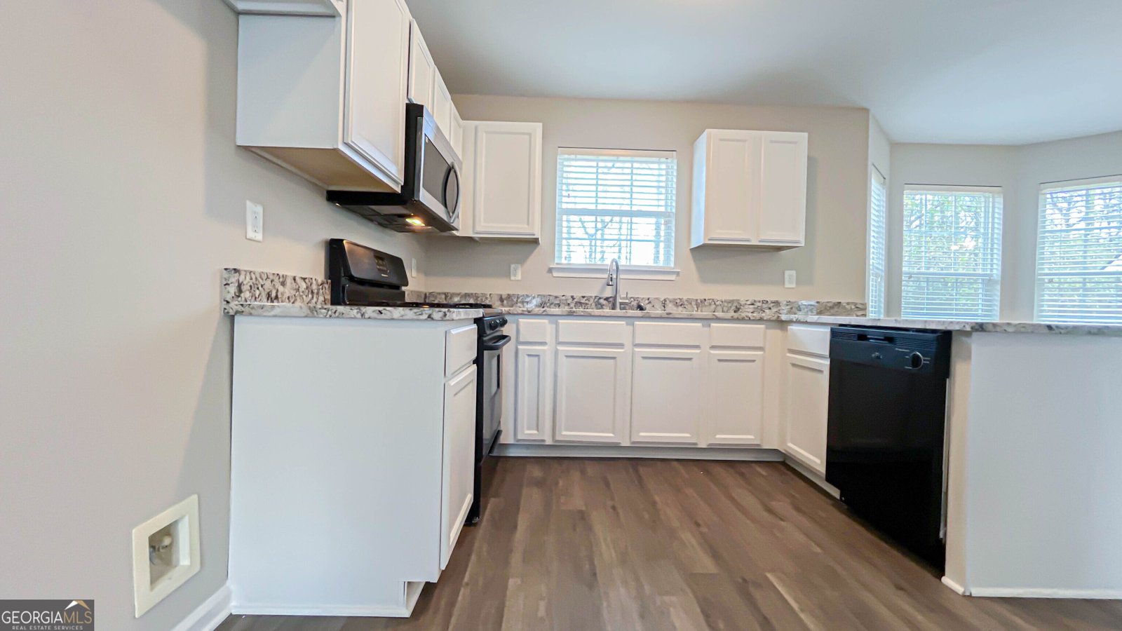 1106 Oak Hollow Lane Hampton - 11