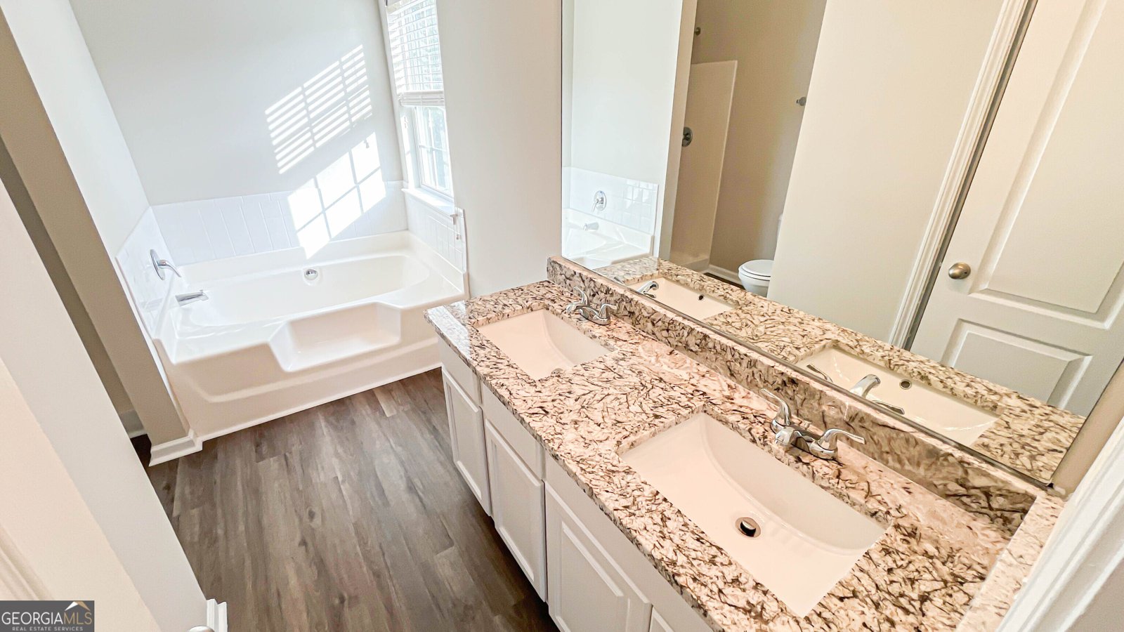 1106 Oak Hollow Lane Hampton - 16