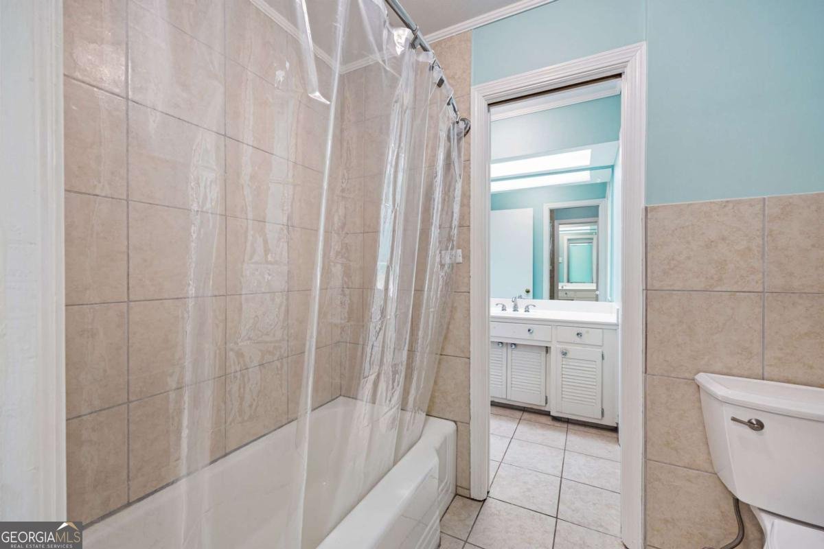 2017 Pine Hill Circle Kennesaw - 23