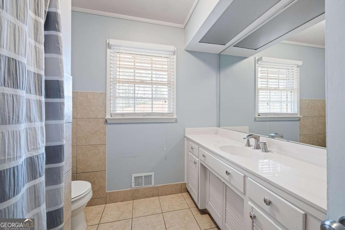 2017 Pine Hill Circle Kennesaw - 25