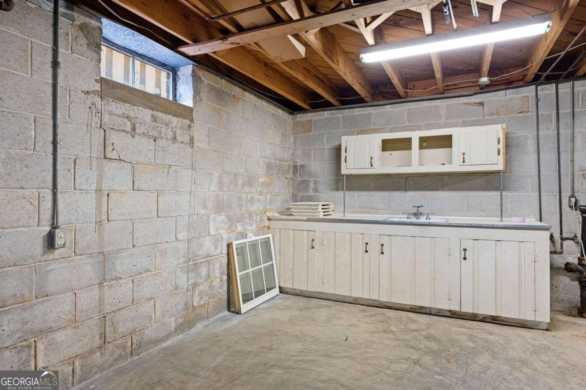 2017 Pine Hill Circle Kennesaw - 28