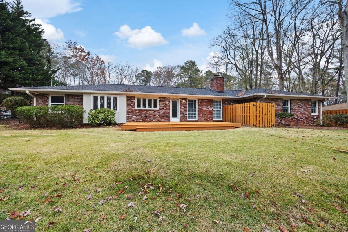 2017 Pine Hill Circle Kennesaw - 32