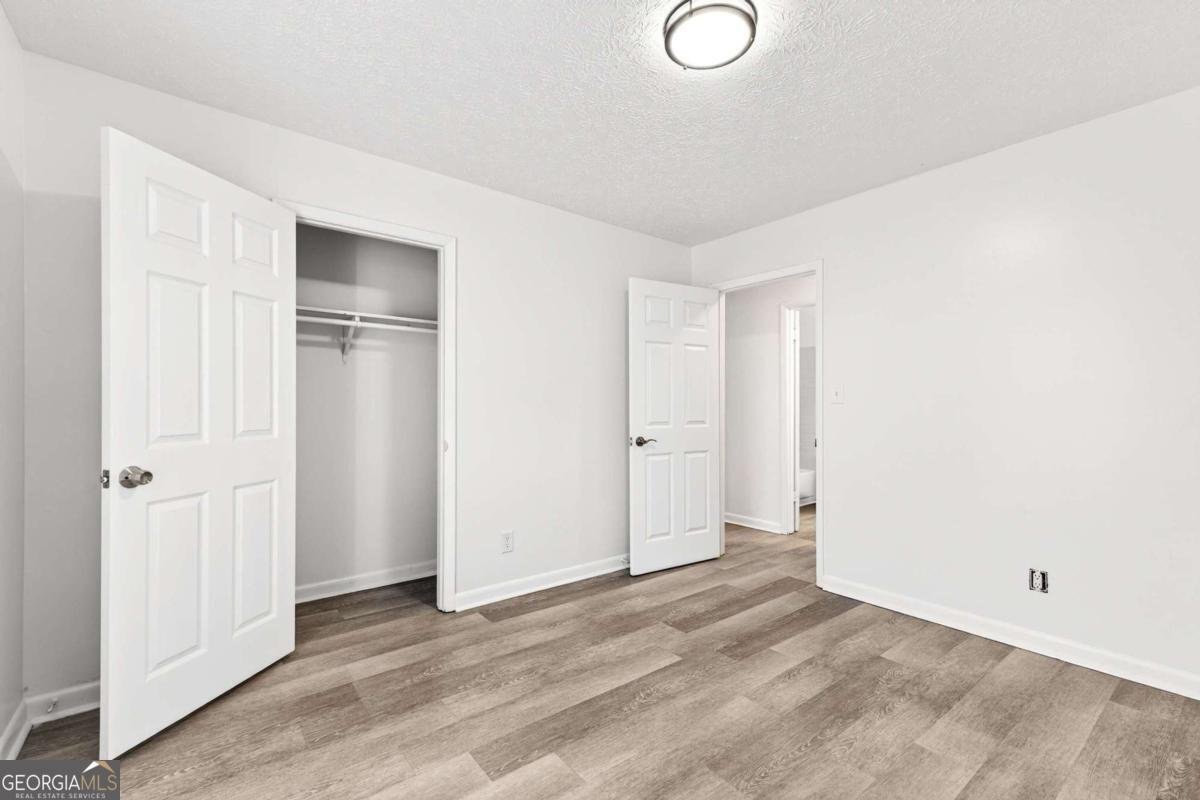 561 Pebble Creek Drive Norcross - 23