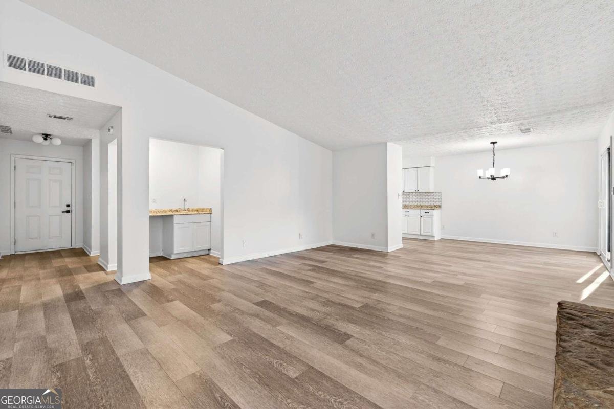 561 Pebble Creek Drive Norcross - 7