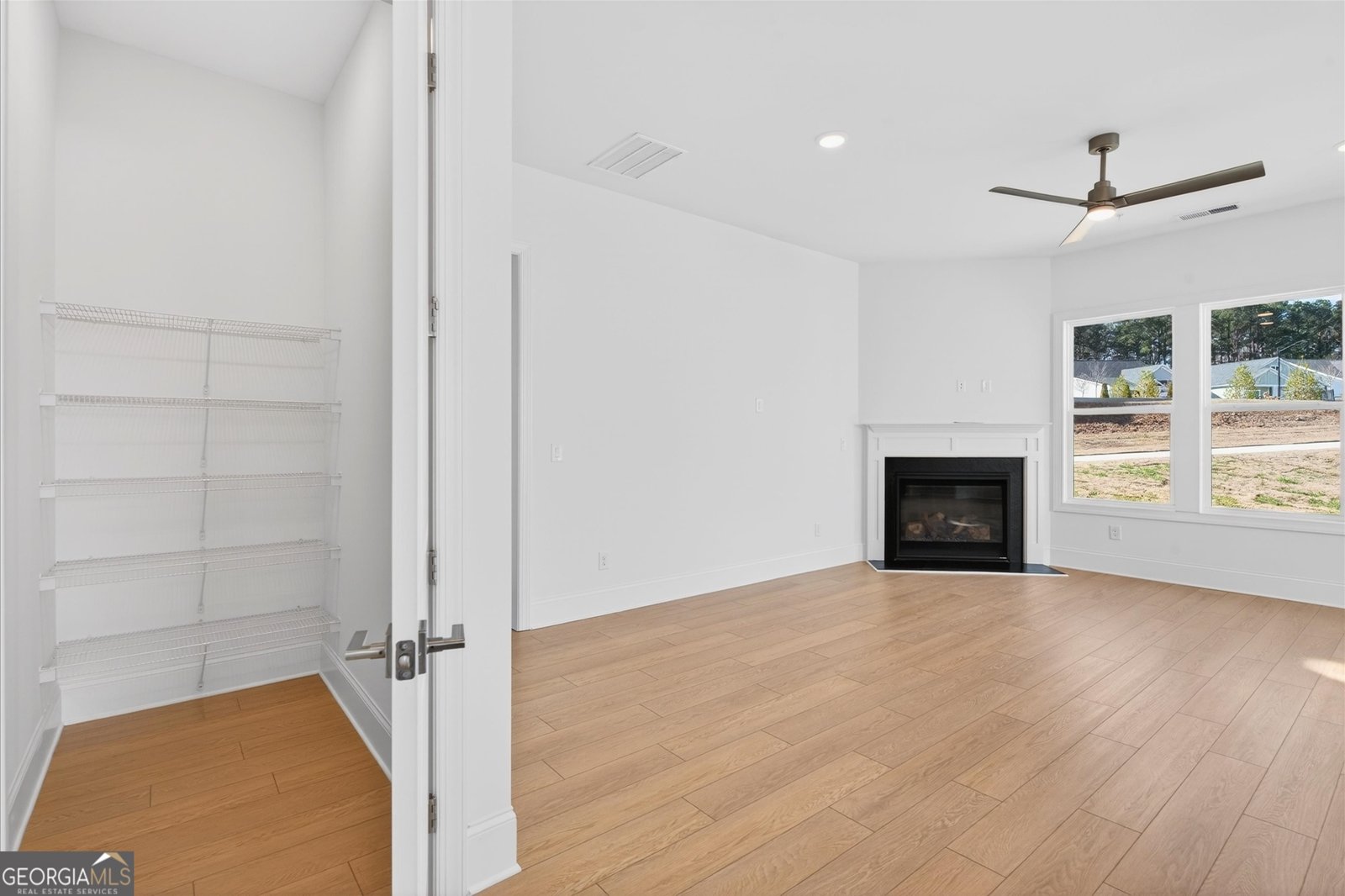 3915 Alba Street Kennesaw - 31