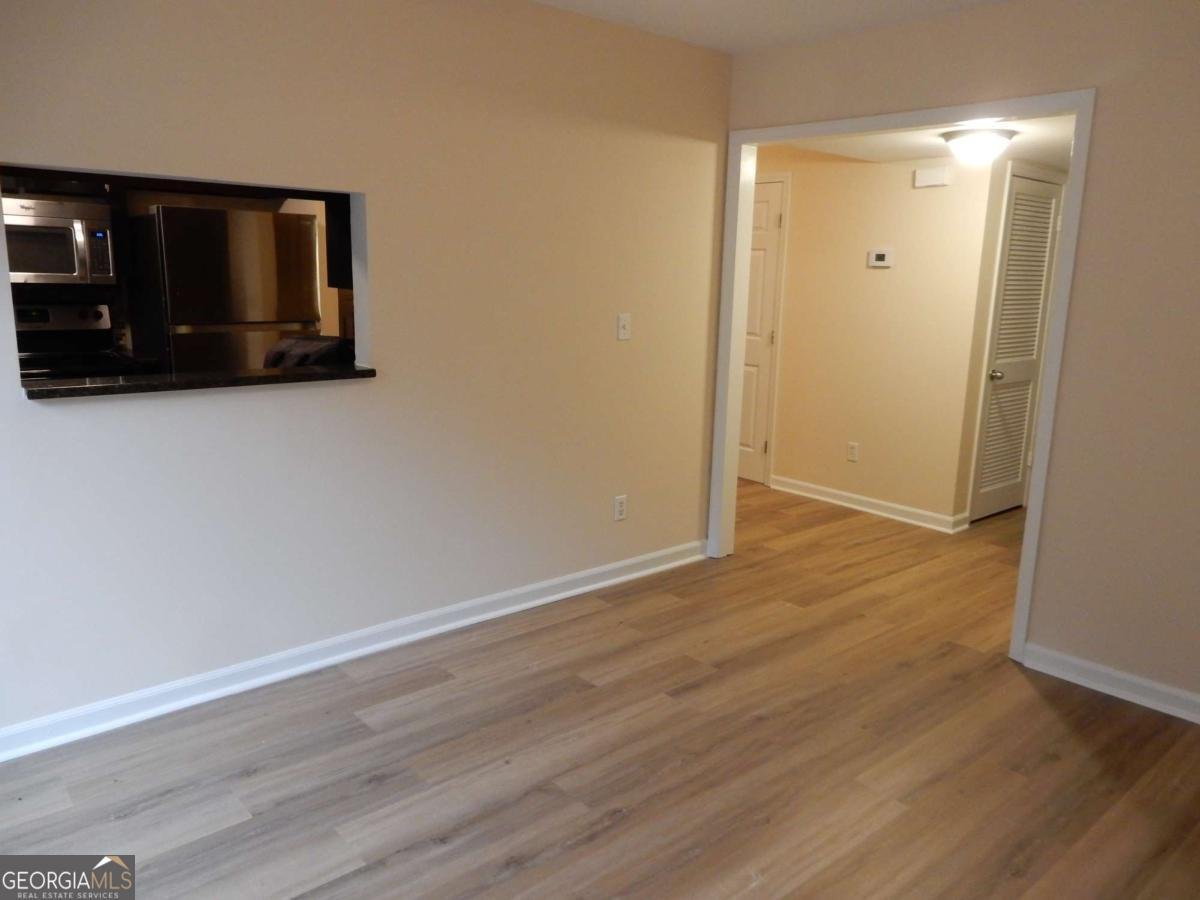 1057 Riverbend Club Drive Atlanta - 13