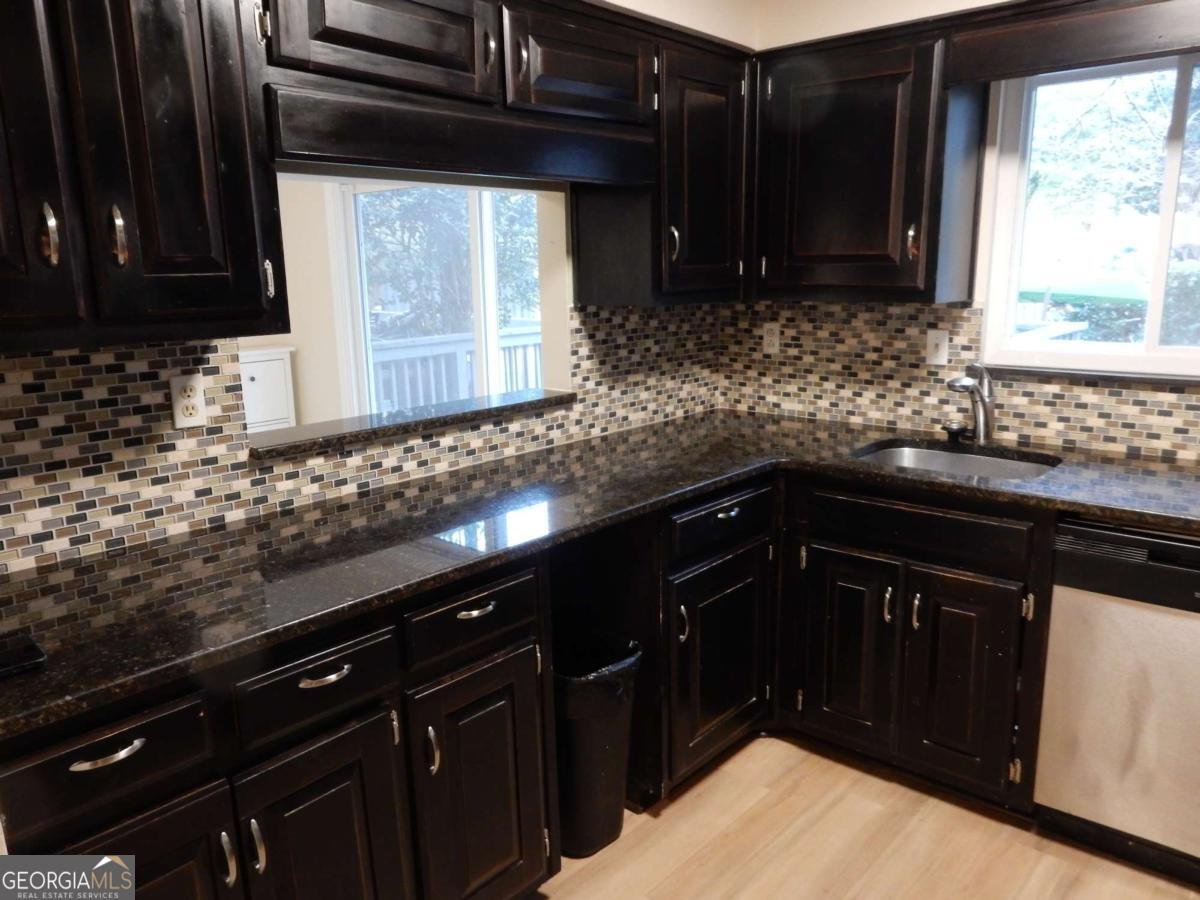 1057 Riverbend Club Drive Atlanta - 15