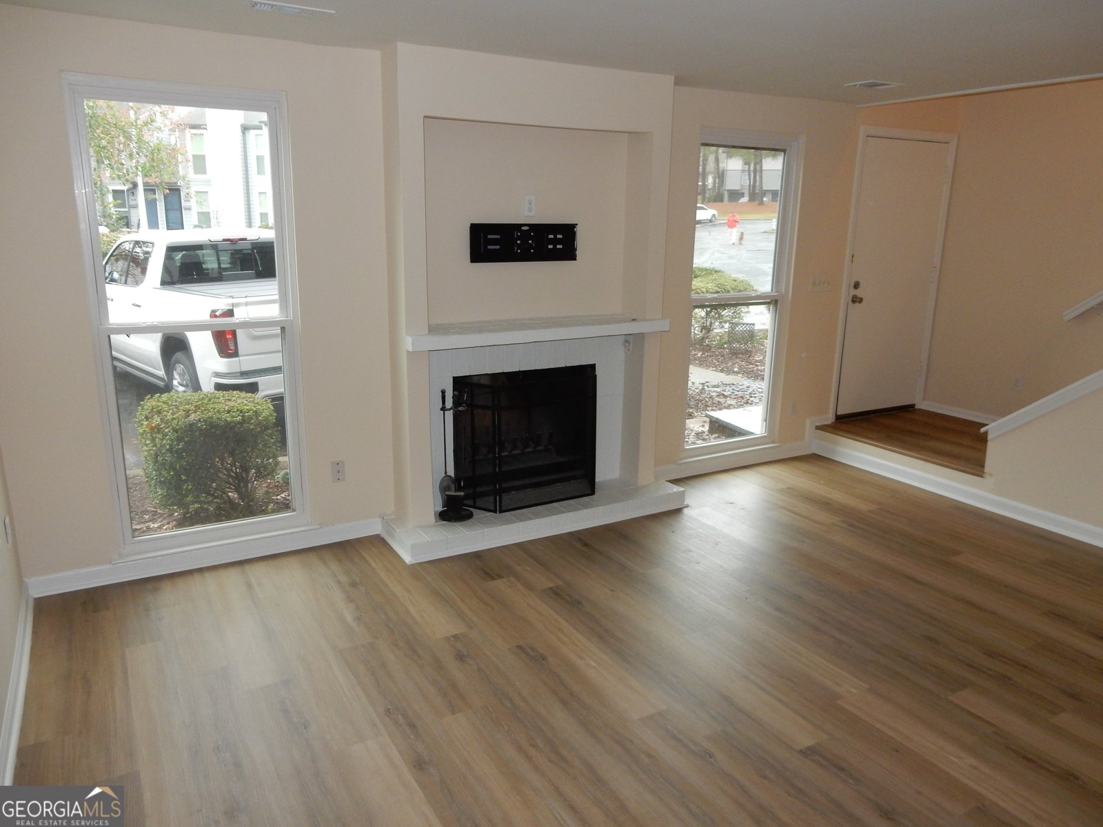 1057 Riverbend Club Drive Atlanta - 3