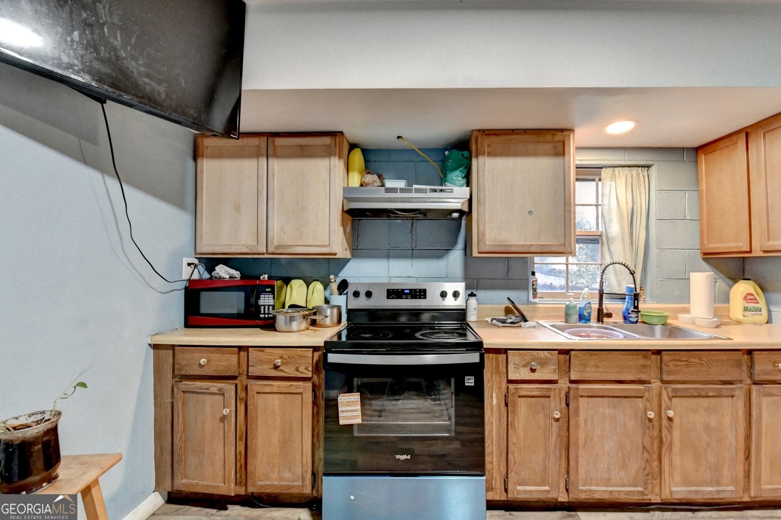 302 Holly Lane Gainesville - 28