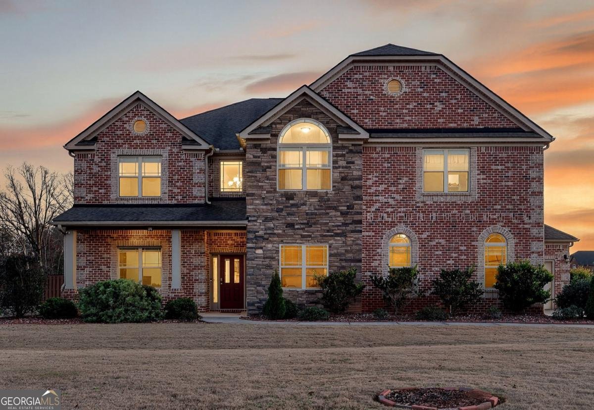 160 Elysian Drive Fayetteville - main photo