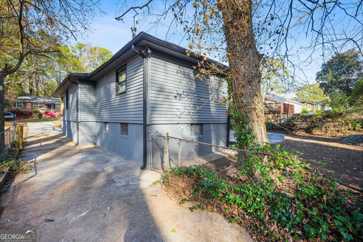 766 Pegg Road Atlanta - 38