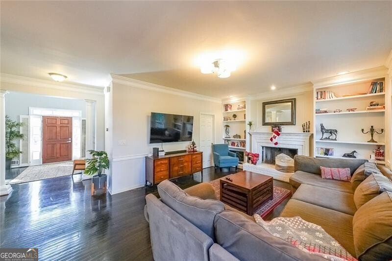 2409 Meadow Isle Lane Lawrenceville - 11