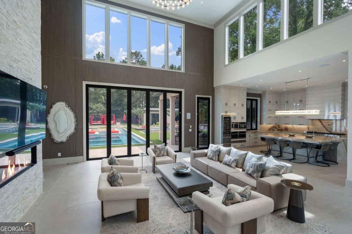 1386 Moores Mill Road Atlanta - 10