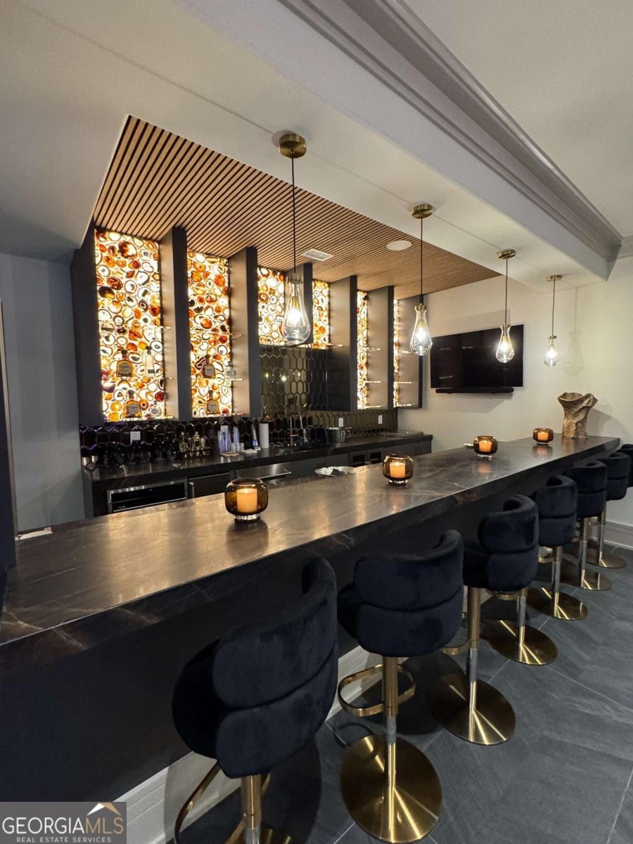 1386 Moores Mill Road Atlanta - 27