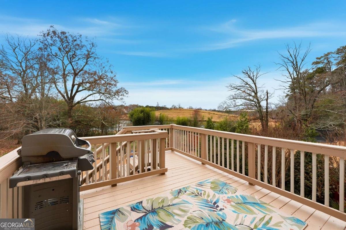 4735 Shiloh Valley Road Cumming - 27